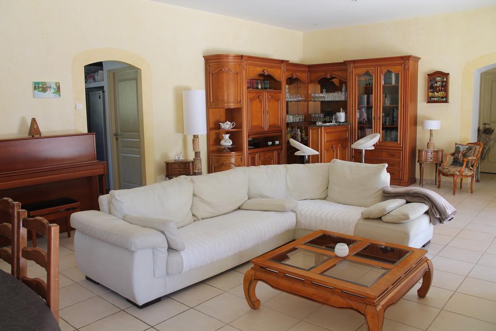 Bed and Breakfast La Maison De Jenny Монтору Экстерьер фото